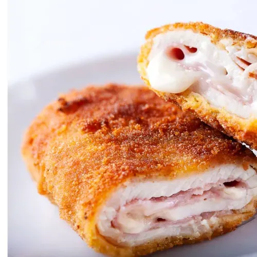 Chicken CordonBleu      180g/50g (2 buc)