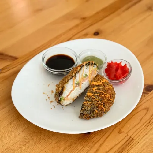 Sushi burger cu somon