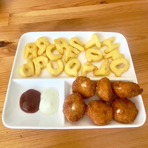 Baby nuggets de pui + crochete   160/95/30g
